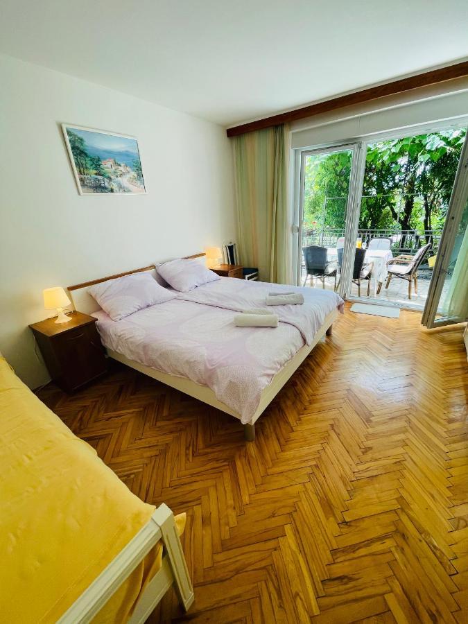 Paco & Bony Apartment Lovran
