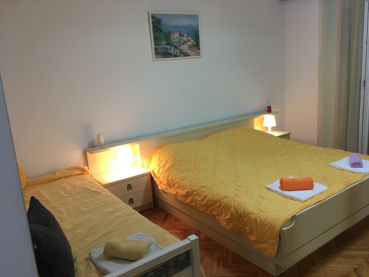 Paco & Bony Apartment
